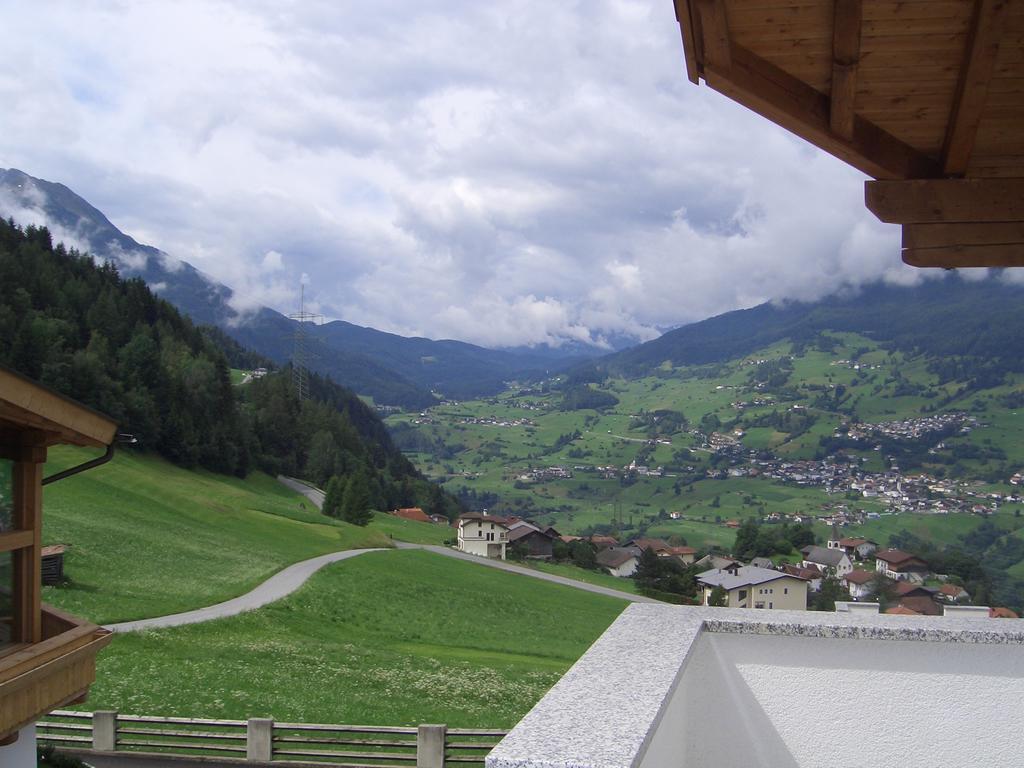 Apart Ferienraich Arzl im Pitztal Buitenkant foto